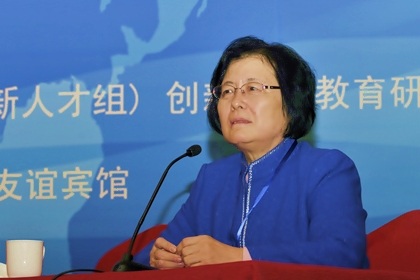 刘彭芝